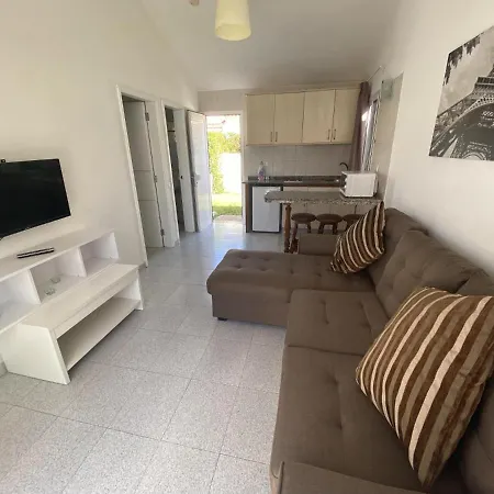 Los Arcos Bungalow Garden Barbecue Pool Holiday home *